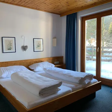 Panoramaalm - In - Out