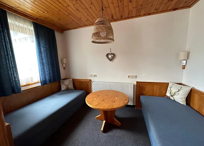 Panoramaalm - In - Out